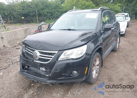 2009 Volkswagen Tiguan Se из США, поврежденный, VIN WVGAV75N09W527223